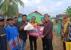 Pemkot Metro Saluran Bantuan Bagi 255 Warga yang Terkena Bencana Angin Puting Beliung di Metro Utara