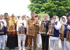 Walikota Bambang Apresiasi Warung Merah Putih dan Pelestarian Musik Tradisional oleh PWRI Metro